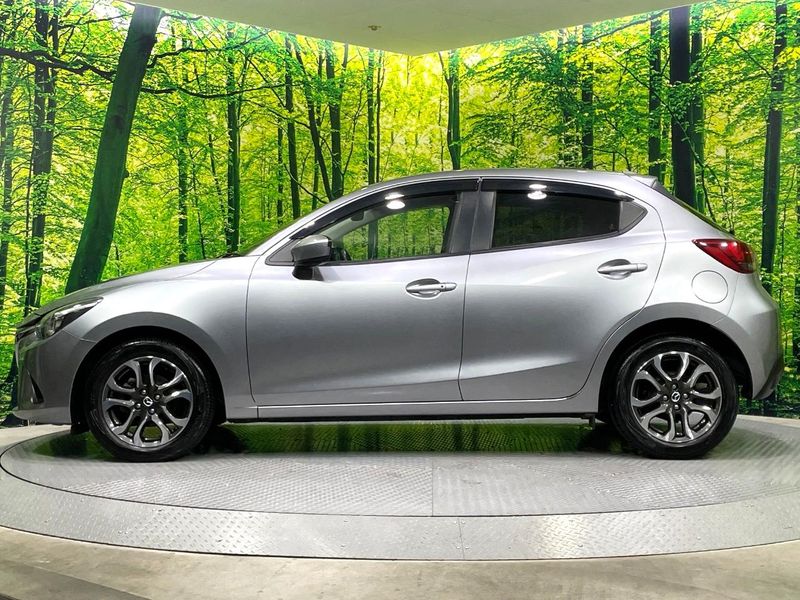2015 Mazda Demio LDA-DJ5FS (UW-6a6033b2ddeb2)[6]