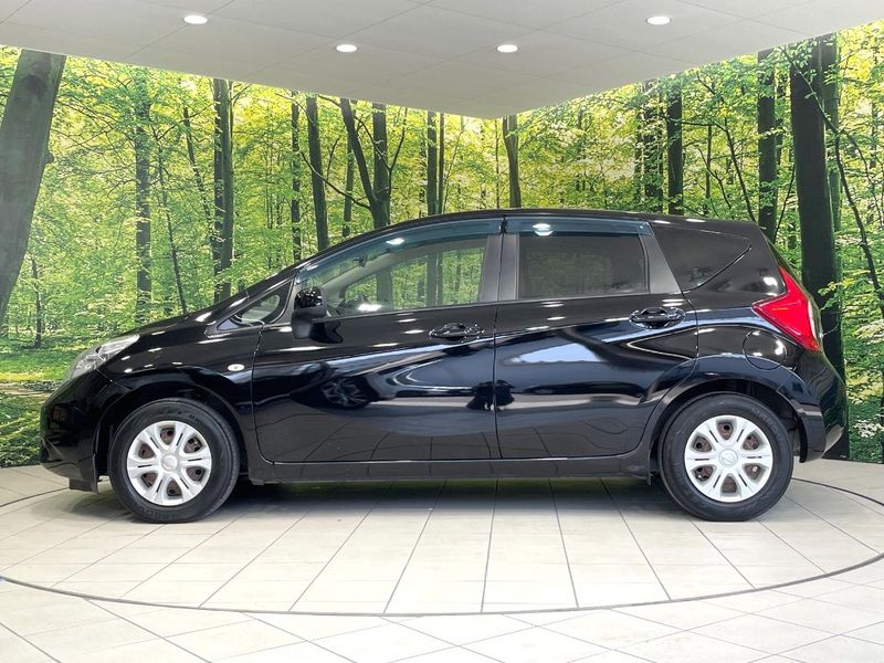 2013 Nissan Note DBA-E12 (UW-6a6033bfec2fa)[28]