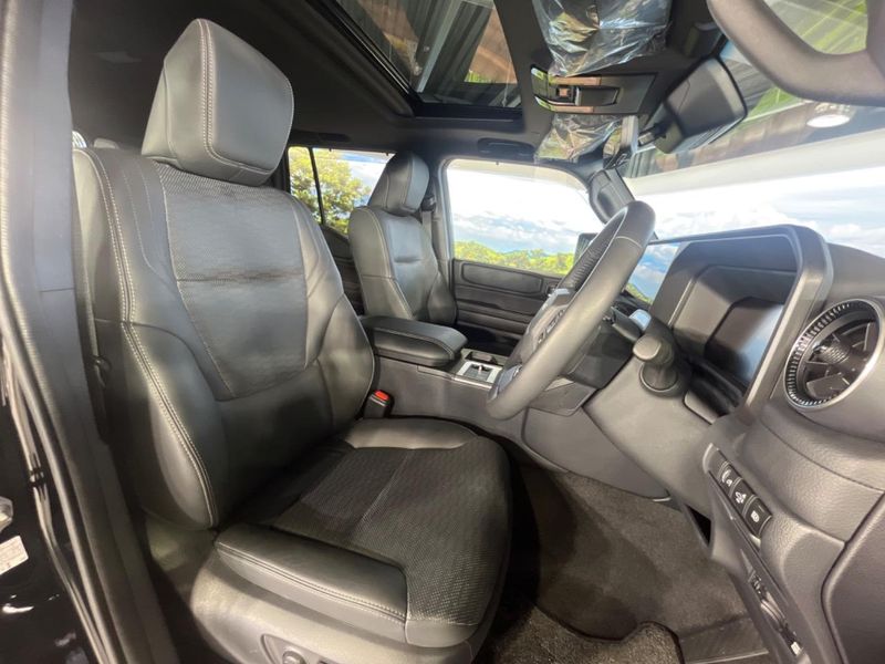 2025 Toyota Land Cruiser 250 3DA-GDJ250W (UW-6a6033e325f30)[27]