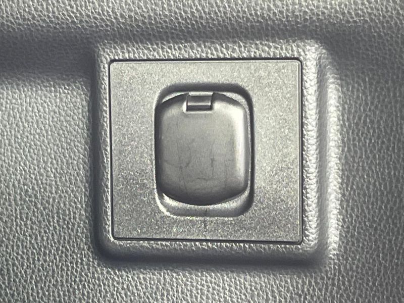 2025 Toyota Land Cruiser 250 3DA-GDJ250W (UW-6a6033e325f30)[15]
