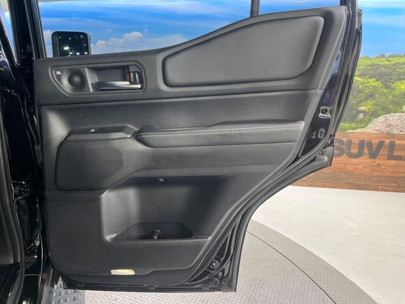 2025 Toyota Land Cruiser 250 3DA-GDJ250W (UW-6a6033e325f30)[23]
