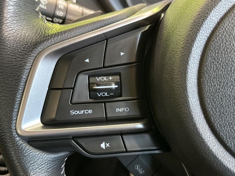 2017 Subaru Impreza G4 DBA-GK7 (UW-6a6033f983fcc)[22]