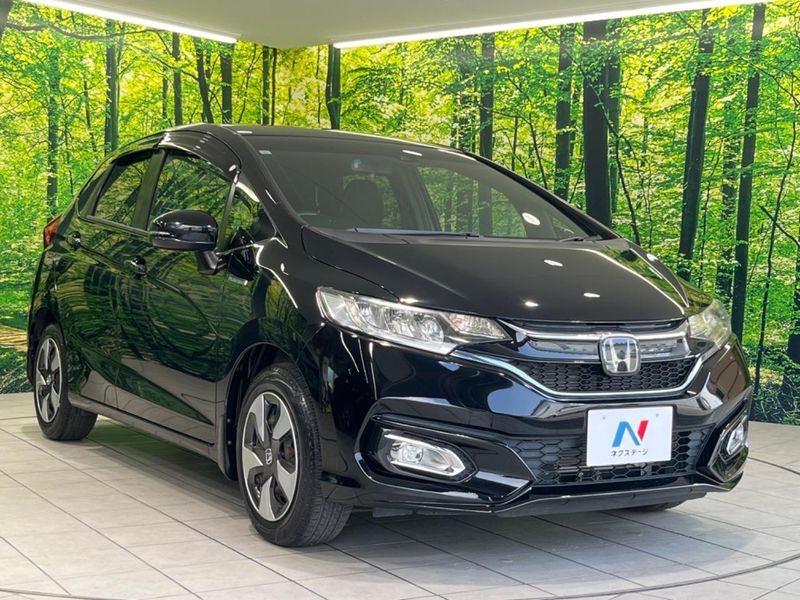 2017 Honda Fit Hybrid DAA-GP5 (UW-6a6034003a8e6)[7]