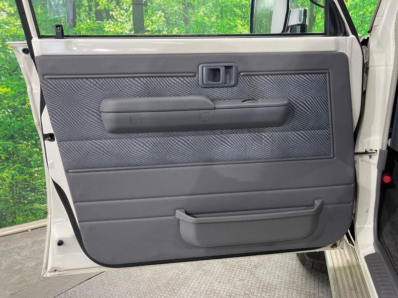 2015 Toyota Land Cruiser 70 CBF-GRJ76K (UW-6a60340826e86)[27]