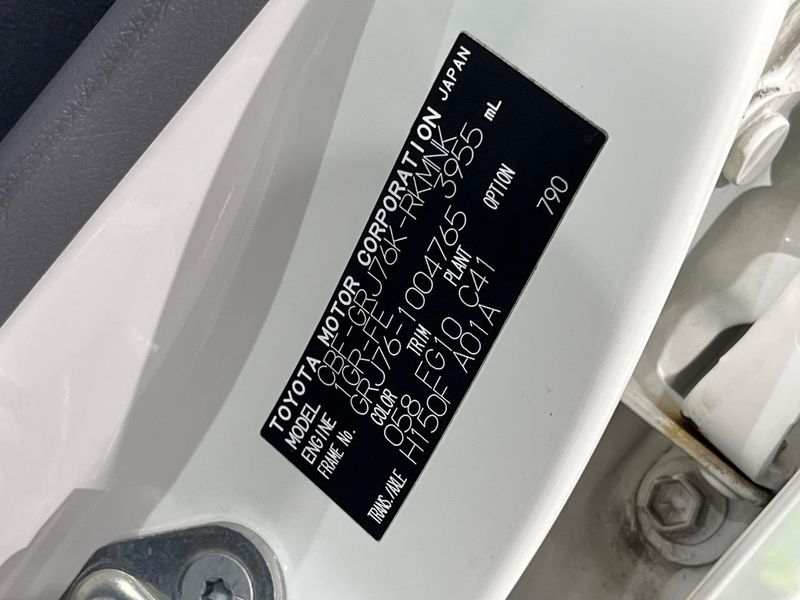 2015 Toyota Land Cruiser 70 CBF-GRJ76K (UW-6a60340826e86)[1]