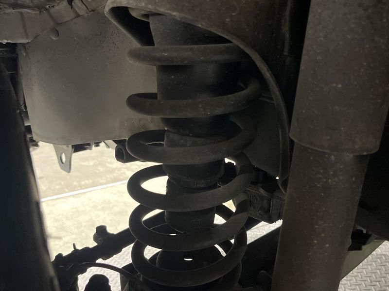 2015 Toyota Land Cruiser 70 CBF-GRJ76K (UW-6a60340826e86)[9]