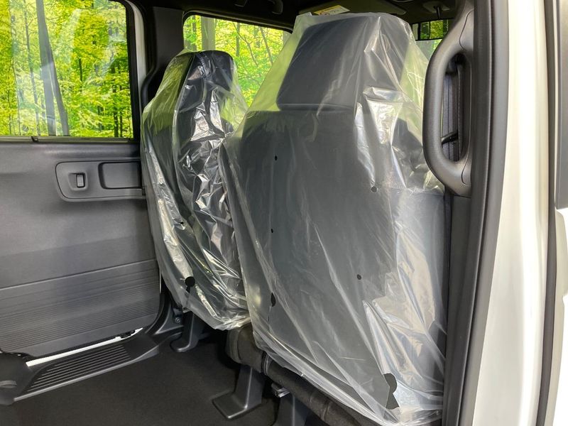 2025 Honda N-BOX CUSTOM 6BA-JF5 (UW-6a60348fef7b5)[23]