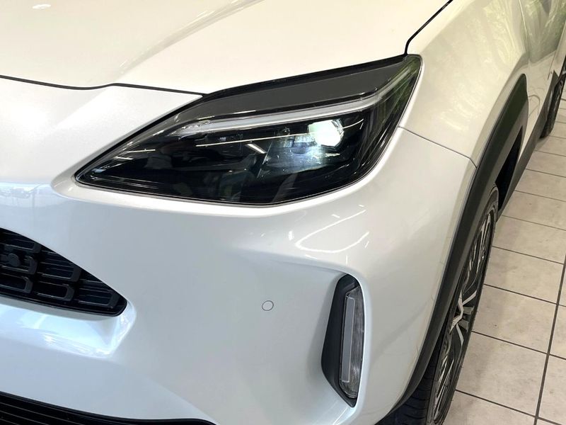 2021 Toyota Yaris Cross 6AA-MXPJ10 (UW-6a6035c0d67b9)[15]