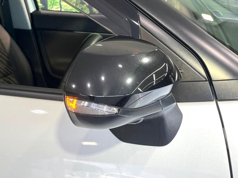 2021 Toyota Yaris Cross 6AA-MXPJ10 (UW-6a6035c0d67b9)[22]