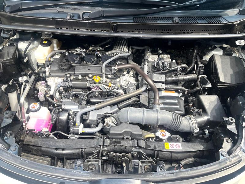 2023 Toyota Sienta 6AA-MXPL10G (UW-6a6035d4981bb)[4]