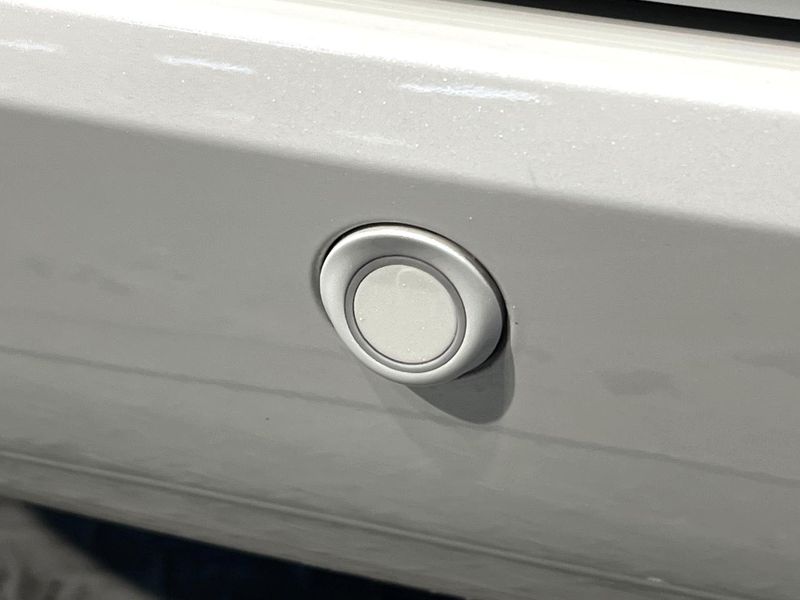 2023 Toyota Sienta 6AA-MXPL10G (UW-6a6035d4981bb)[11]