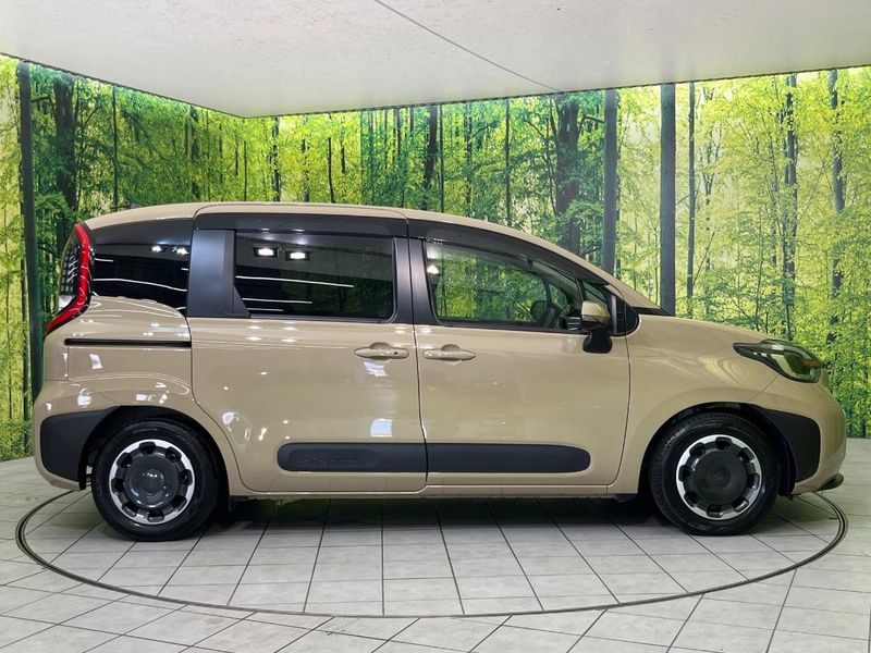 2024 Toyota Sienta 6AA-MXPL10G (UW-6a6035d63d1c6)[7]