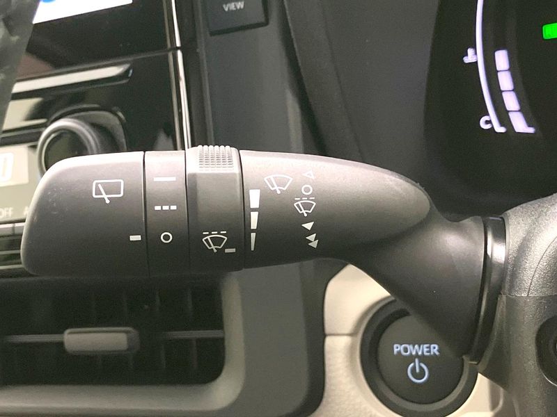 2026 Toyota Sienta 6AA-MXPL10G (UW-6a6035d9083e5)[18]