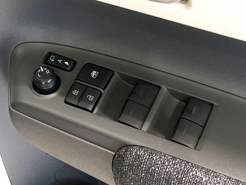 2026 Toyota Sienta 6AA-MXPL10G (UW-6a6035d97caee)[10]