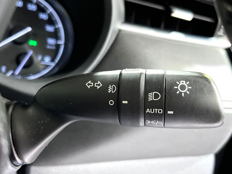 2020 Toyota Harrier 6BA-MXUA80 (UW-6a6035dc9a74a)[11]