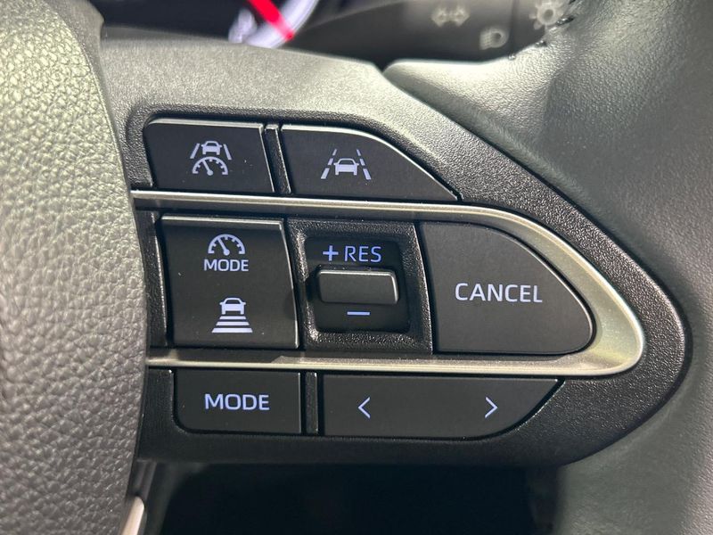 2024 Toyota Voxy 6BA-MZRA90W (UW-6a6035f803621)[9]