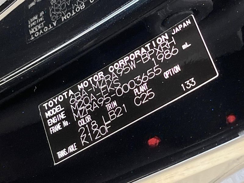 2022 Toyota Voxy 6BA-MZRA95W (UW-6a6035f9a142b)[1]