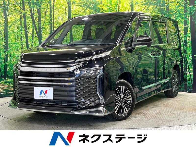 2022 Toyota Voxy 6BA-MZRA95W (UW-6a6035f9a142b)[3]