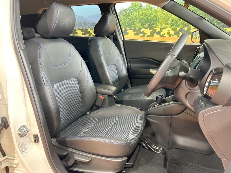2020 Nissan Kicks 6AA-P15 (UW-6a60361e981a6)[25]
