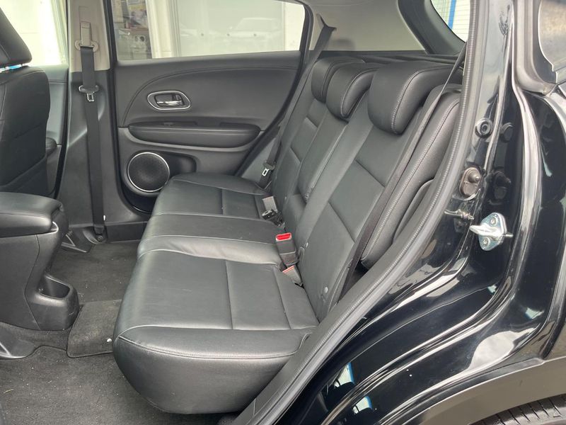 2016 Honda Vezel DAA-RU3 (UW-6a603631d20cd)[16]
