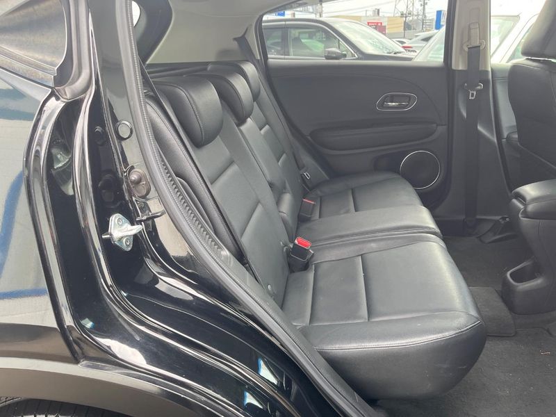 2016 Honda Vezel DAA-RU3 (UW-6a603631d20cd)[19]