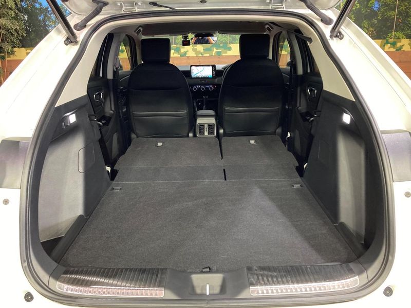 2023 Honda Vezel 6AA-RV5 (UW-6a60363f0db74)[26]