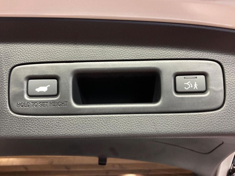 2023 Honda Vezel 6AA-RV5 (UW-6a60363f0db74)[29]