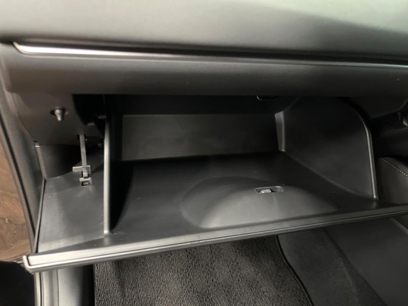 2024 Honda Vezel 6AA-RV5 (UW-6a603642a0fe4)[4]