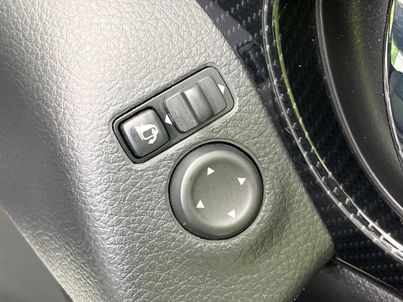 2017 Nissan X-Trail DBA-T32 (UW-6a603662aae82)[6]