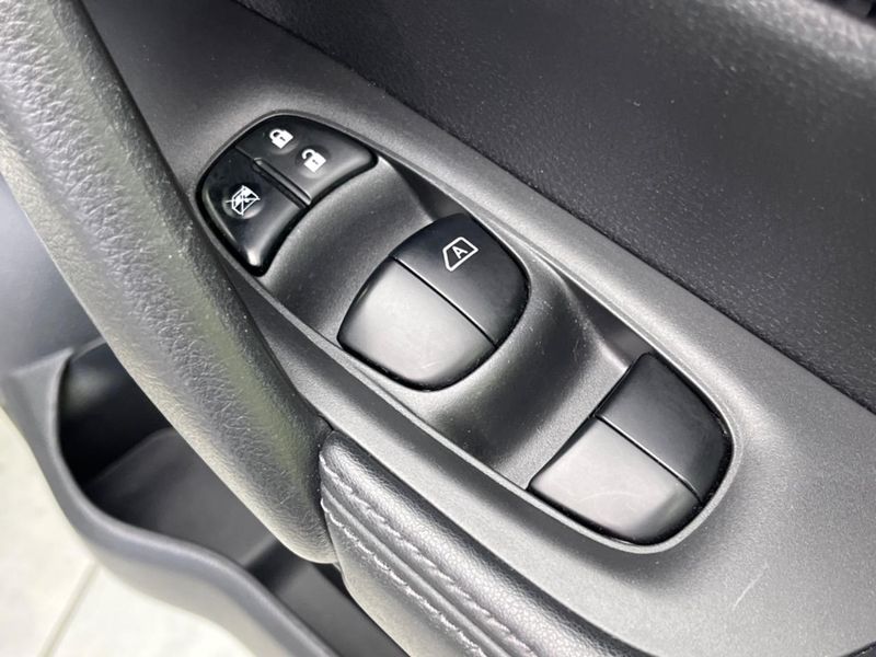 2017 Nissan X-Trail DBA-T32 (UW-6a603662aae82)[5]