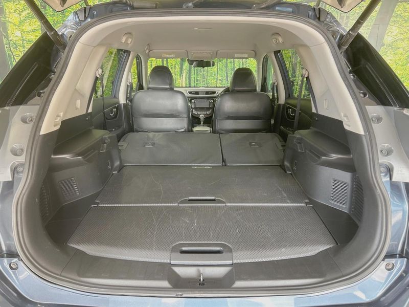 2016 Nissan X-Trail DBA-T32 (UW-6a60366474a10)[11]