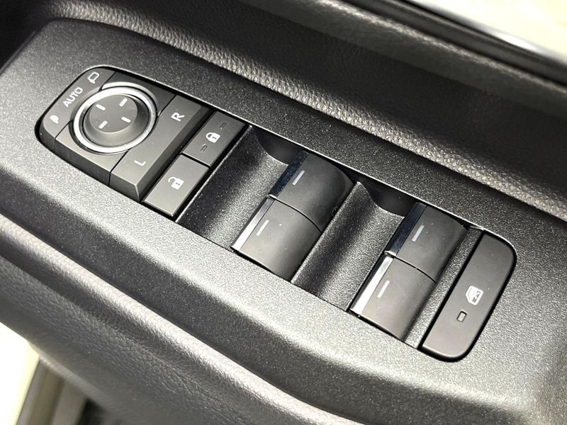 2024 Toyota Land Cruiser 250 3BA-TRJ250W (UW-6a603673b487c)[6]