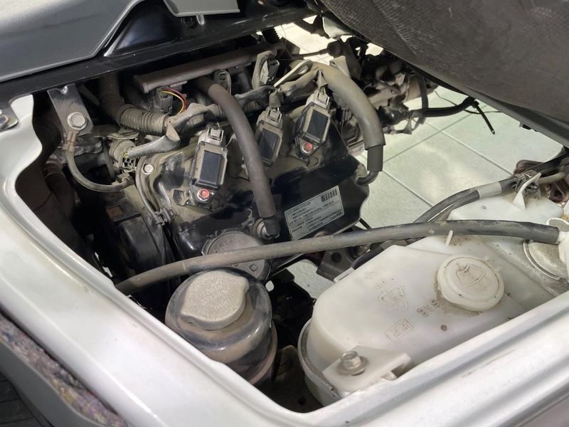 2013 Mitsubishi Mini Cab Truck GBD-U61T (UW-6a6036798288f)[4]