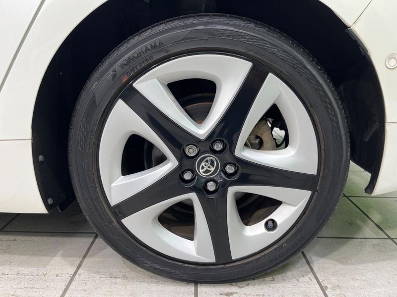 2017 Toyota Prius DAA-ZVW51 (UW-6a6036e278402)[22]
