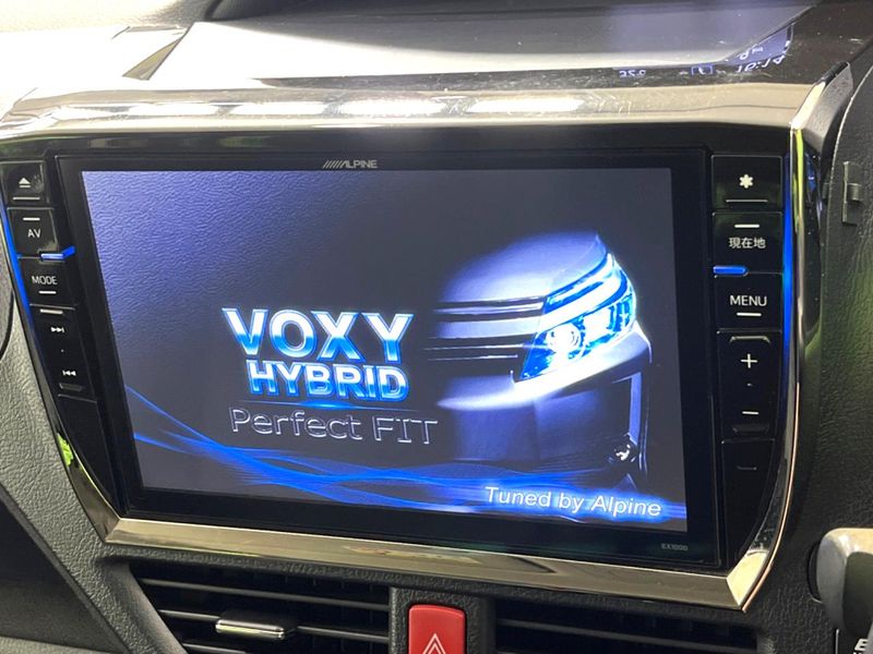 2014 Toyota Voxy DAA-ZWR80G (UW-6a6036f39db30)[24]