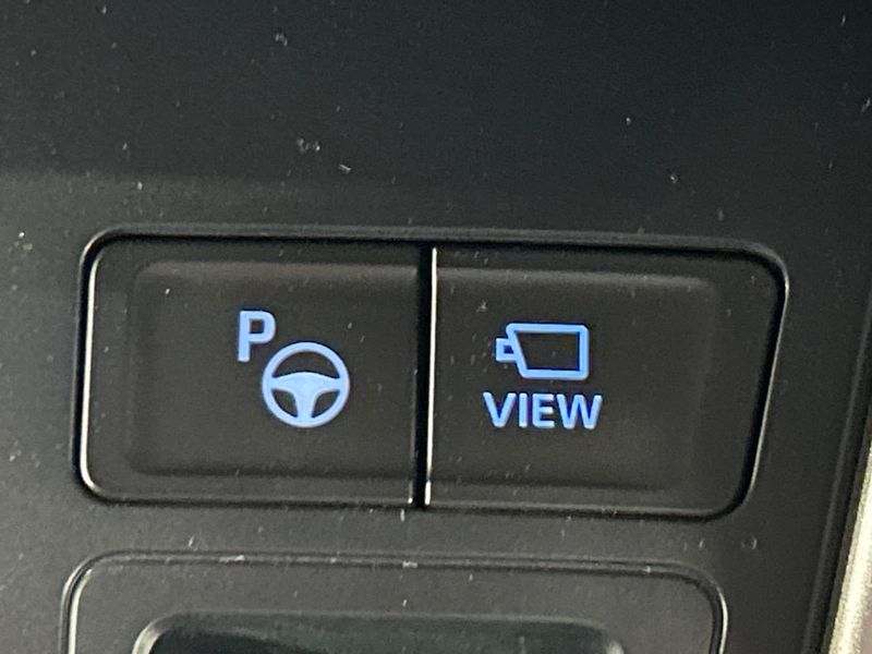 2023 Toyota Voxy 6AA-ZWR90W (UW-6a6036fcc6554)[29]