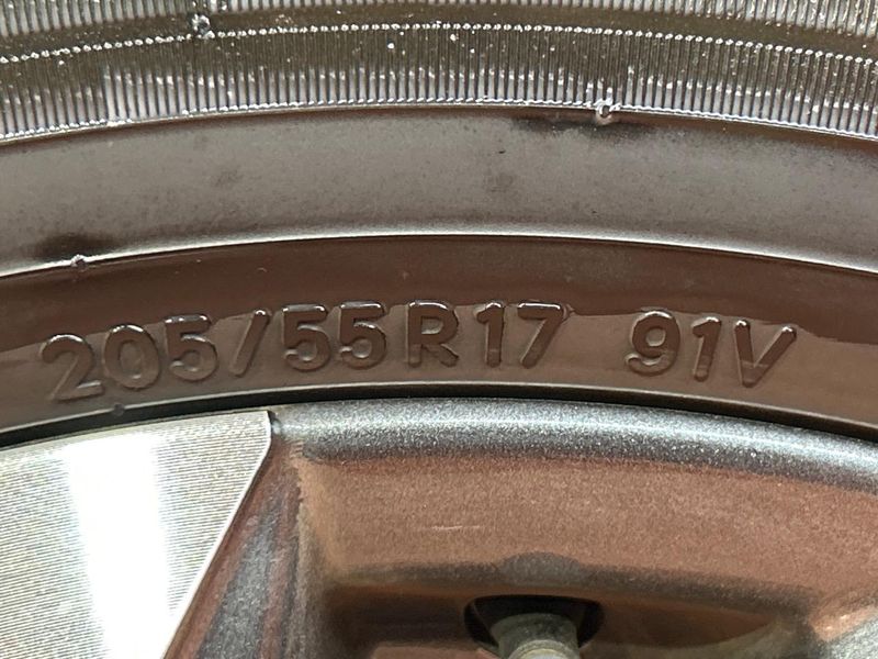 2023 Toyota Voxy 6AA-ZWR90W (UW-6a6036fcc6554)[6]