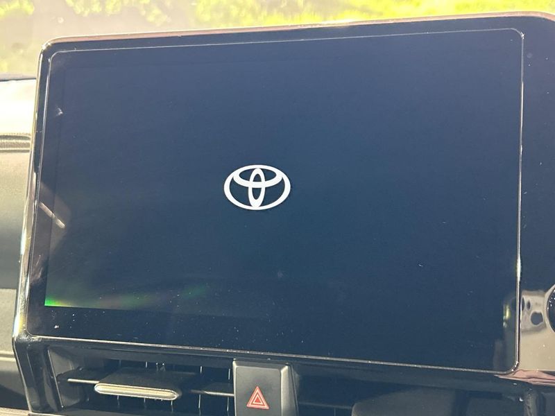 2023 Toyota Voxy 6AA-ZWR90W (UW-6a6036fcc6554)[26]