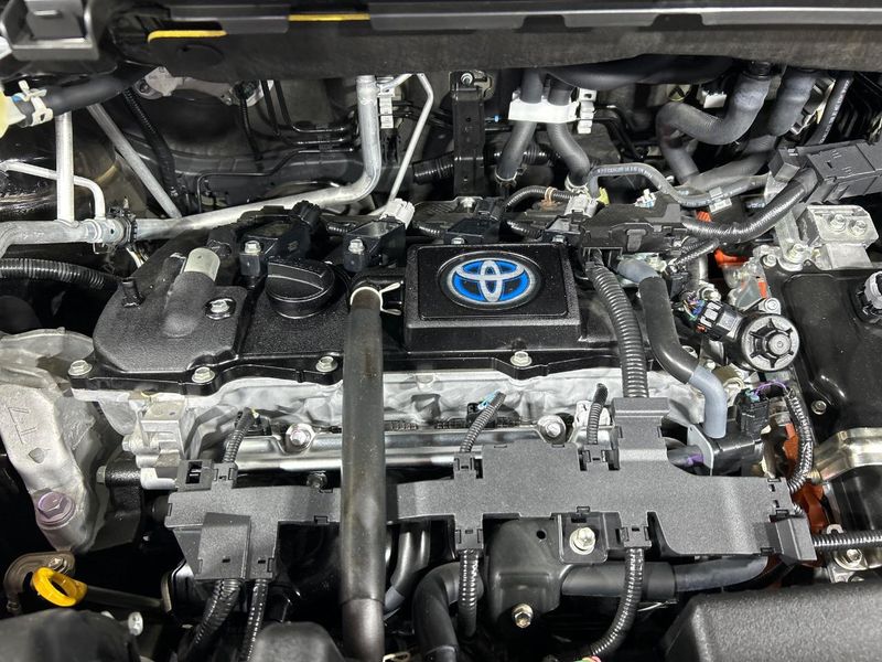 2023 Toyota Voxy 6AA-ZWR90W (UW-6a6036fcc6554)[9]