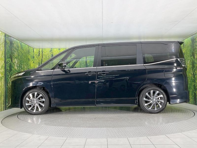 2024 Toyota Voxy 6AA-ZWR90W (UW-6a603701b0068)[21]