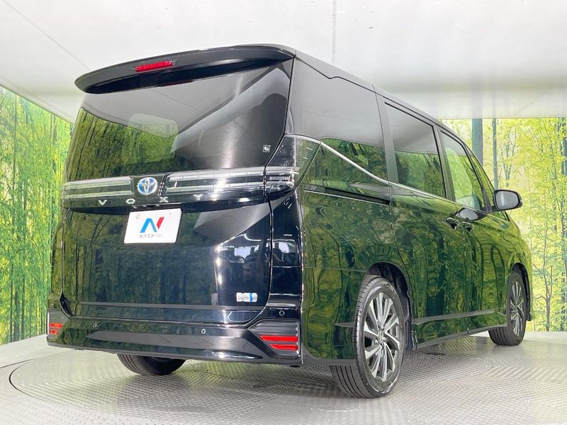2024 Toyota Voxy 6AA-ZWR90W (UW-6a603701b0068)[18]