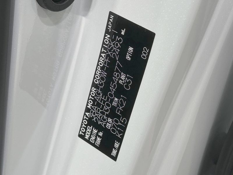 2023 Toyota Alphard 3BA-AGH30W (UW-6a61abb2c5bf4)[1]