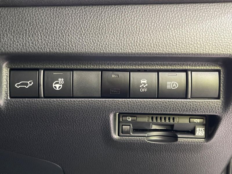 2021 Toyota Harrier Hybrid 6AA-AXUH85 (UW-6a61abdd8881e)[8]