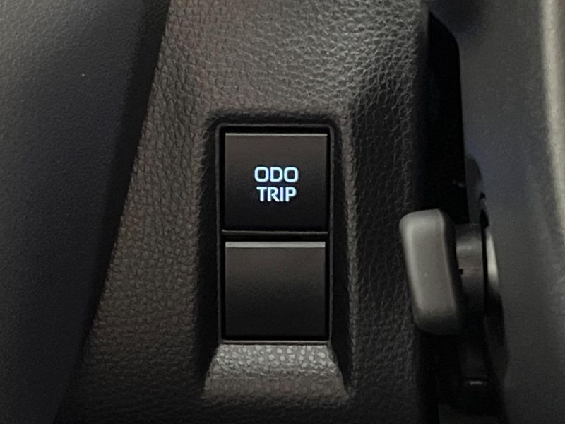 2021 Toyota Harrier Hybrid 6AA-AXUH85 (UW-6a61abdd8881e)[22]