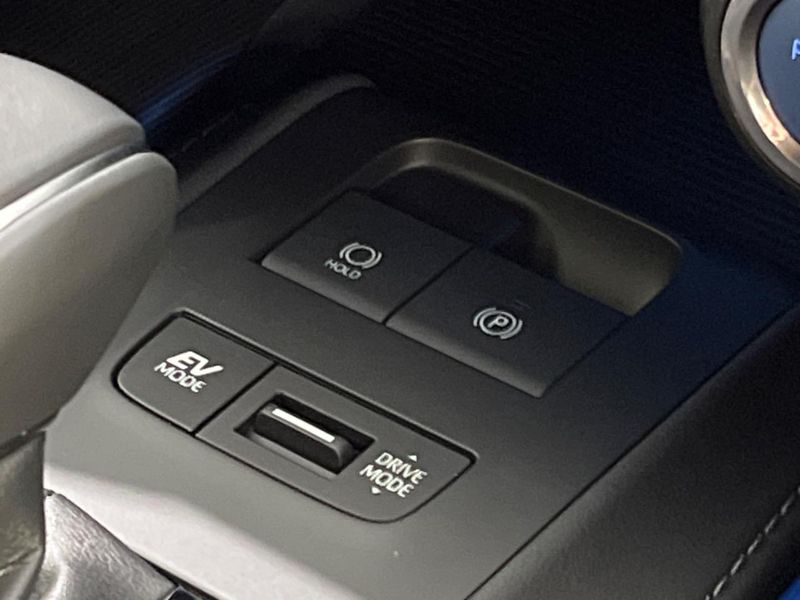 2021 Toyota Harrier Hybrid 6AA-AXUH85 (UW-6a61abdd8881e)[11]