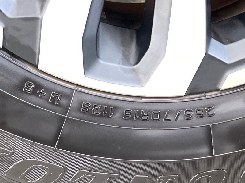 2024 Toyota Land Cruiser 70 3DA-GDJ76W (UW-6a61ac7160c4f)[26]