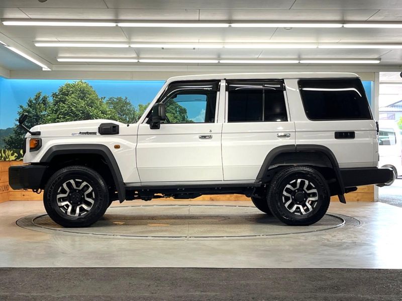 2024 Toyota Land Cruiser 70 3DA-GDJ76W (UW-6a61ac7160c4f)[13]