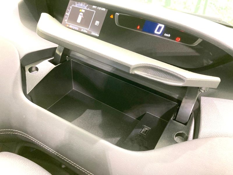 2019 Nissan Serena DAA-GFC27 (UW-6a61ac7beec85)[18]