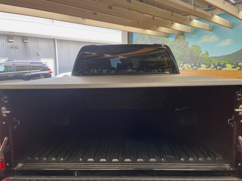 2022 Toyota Hilux 3DF-GUN125 (UW-6a61aca322cd2)[11]