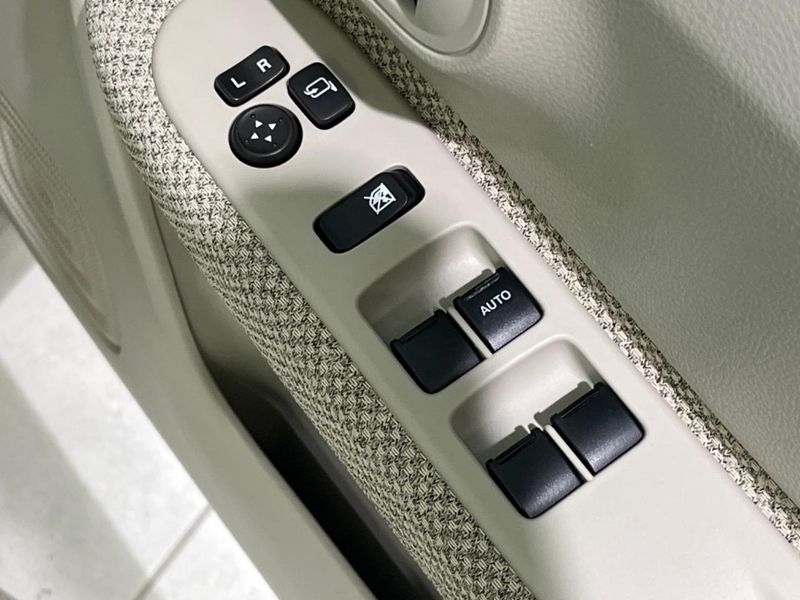 2016 Suzuki ALTO Lapin DBA-HE33S (UW-6a61acba4bff1)[6]